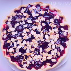 Рецепт Вишневого пирога с заварным кремом