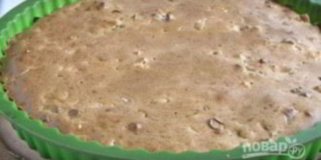 Рецепт заливного пирога с зеленым луком и яйцом