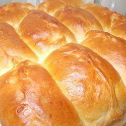 Рецепт Домашних пирожков с вишней и шелковицей