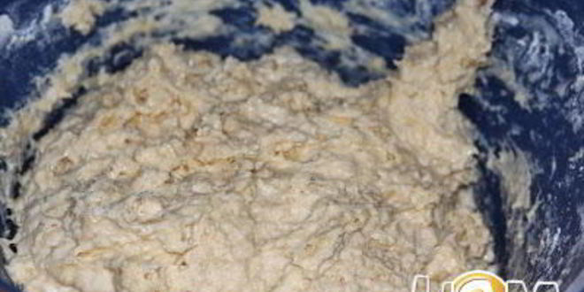 Рецепт печеных пирожков с жареной капустой и яйцом