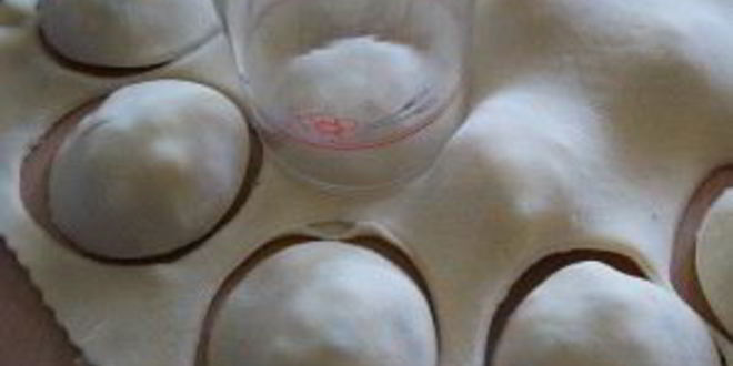 Рецепт пирожков бомбочки с помидорами