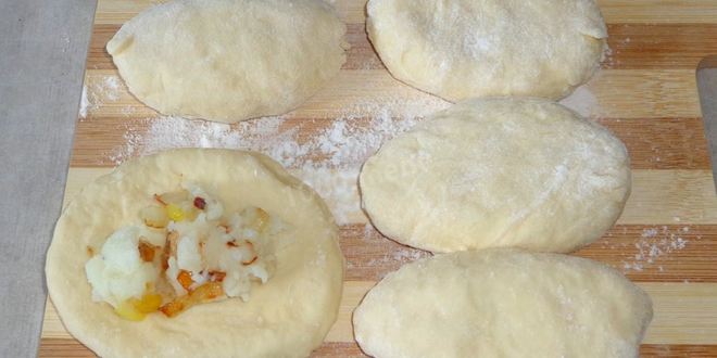 Рецепт пирожков с картошкой на кефире жареные