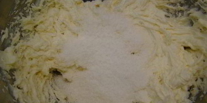 Рецепт белоснежных новогодних пирожных