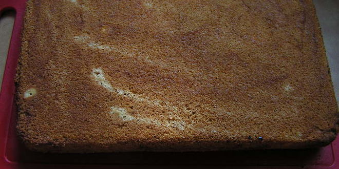 Рецепт пирожных с финиками, ананасом и творожным кремом