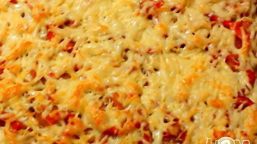 Рецепт пиццы мужской день с ветчиной и грибами