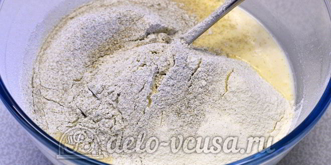 Рецепт пиццы с колбасой