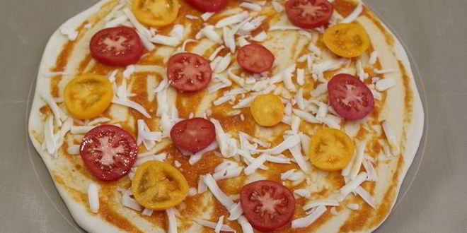 Рецепт пиццы с сыром скаморца