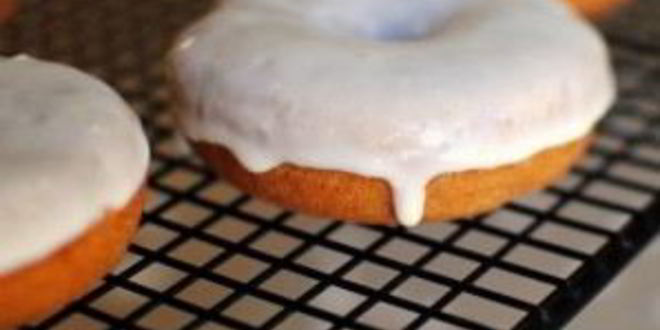 Рецепт банановых пончиков с грецкими орехами