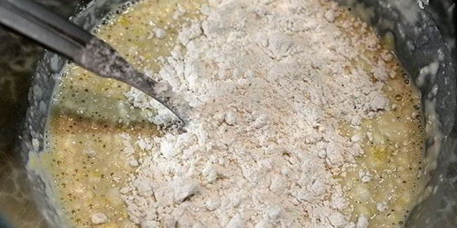 Рецепт крабовых пончиков с сыром