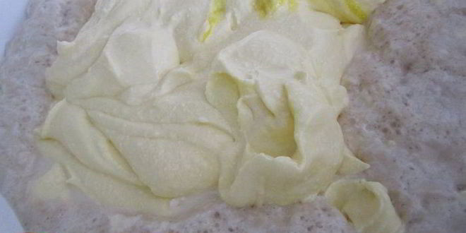 Рецепт творожных пончиков с вишней