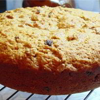 Рецепт Коврижки с орехами и изюмом