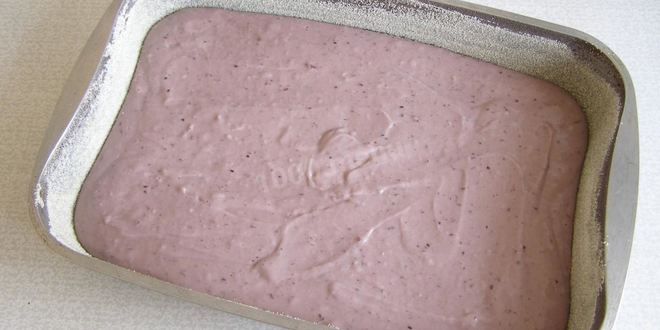 Рецепт коврижки с вареньем на кефире