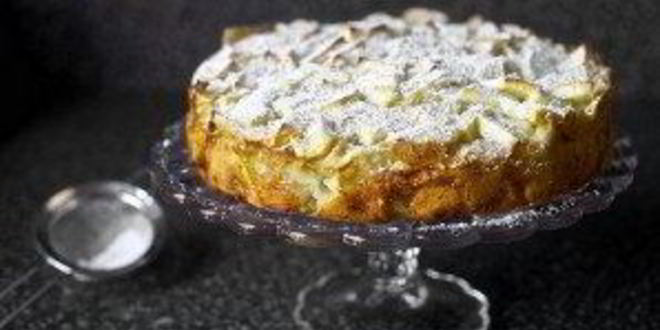 Рецепт пышной шарлотки с яблоками