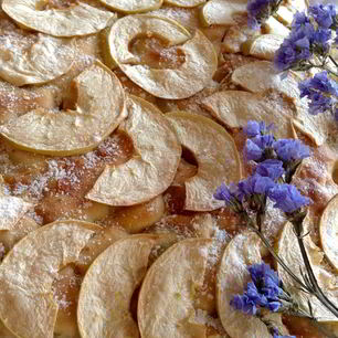 Рецепт Шарлотки без яиц