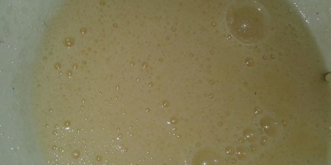 Рецепт шарлотки из яблок с карамелью