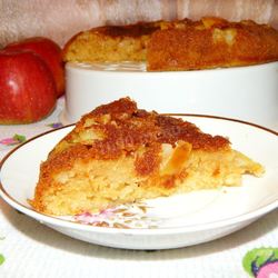 Рецепт Шарлотки на кефире в мультиварке