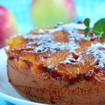 Рецепт Шарлотки с карамелью