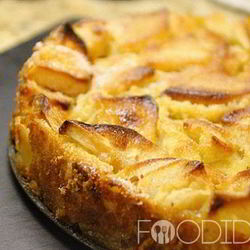 Рецепт Шарлотки с яблоками и грушами