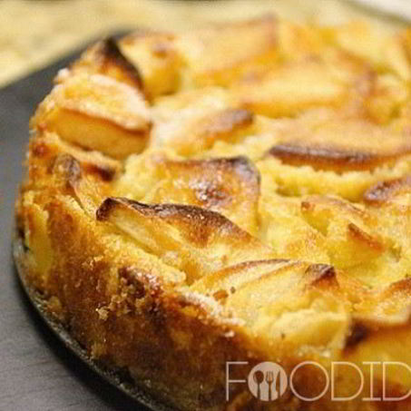 Рецепт Шарлотки с яблоками и грушами