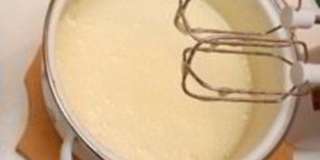 Рецепт шарлотки с замороженными яблоками