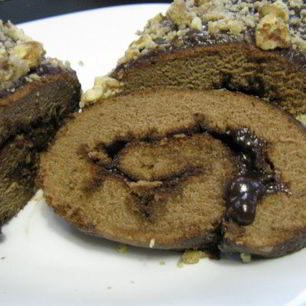 Рецепт Шоколадна-орехового рулет