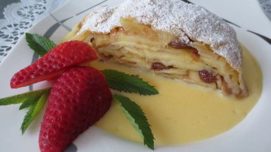 Рецепт австрийского яблочного штруделя