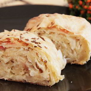 Рецепт Богемского штруделя с капустой