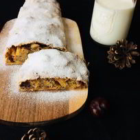 Рецепт Штруделя с айвой, яблоками и маком