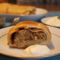 Рецепт Штруделя с грушами и сыроежками