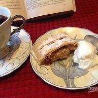 Рецепт Штруделя с грушей и яблоком