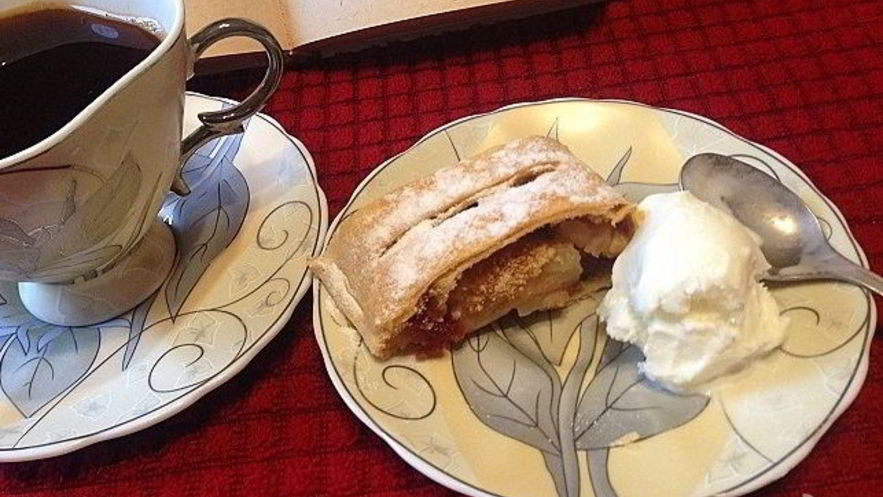 Рецепт штруделя с грушей и яблоком