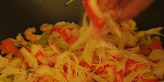 Рецепт штруделя с крабовыми палочками