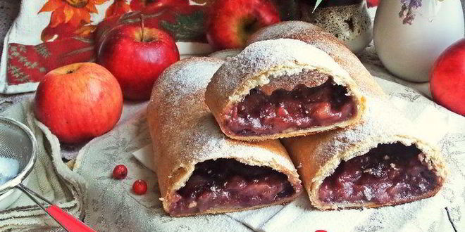 Рецепт штруделя с яблоками и голубикой