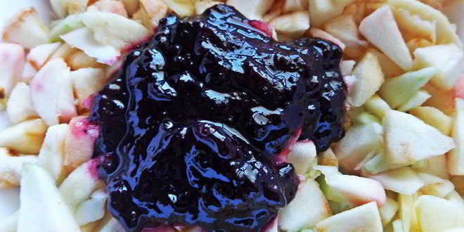 Рецепт штруделя с яблоками и голубикой