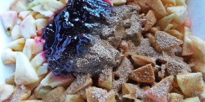 Рецепт штруделя с яблоками и голубикой