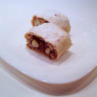 Рецепт Штруделя с яблоками и изюмом