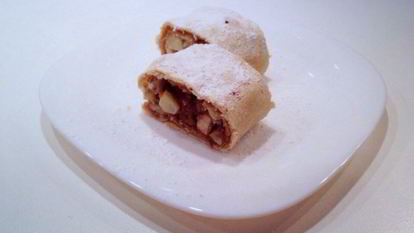 Рецепт Штруделя с яблоками и изюмом