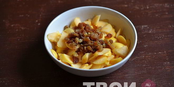 Рецепт яблочного штруделя из слоеного теста