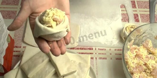 Рецепт слоеных слоек с курицей