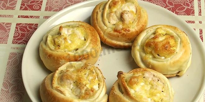 Рецепт слоеных слоек с курицей