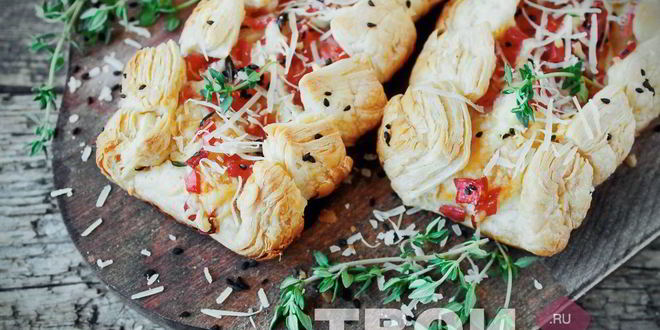 Рецепт слоеных слоек с ветчиной и сыром