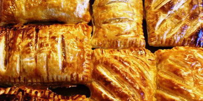 Рецепт слоек с абрикосовым джемом и сливовым конфитюром