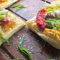 Рецепт Слоек с овощами и карпом