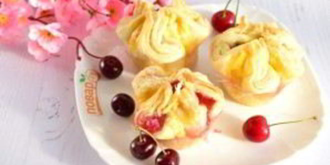 Рецепт слоек с вишней