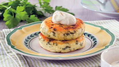 Рецепт Творожников с сыром и зеленью