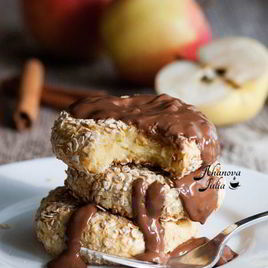 Рецепт Яблочных сырников без муки