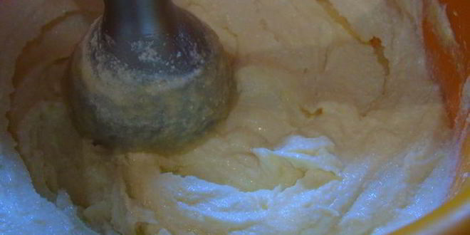 Рецепт яблочных сырников в овсяной панировке без муки