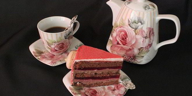 Рецепт шоколадна-брусничного торт