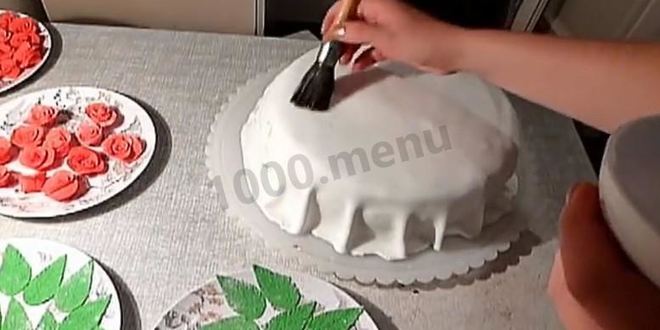 Рецепт торта с розами из мастики