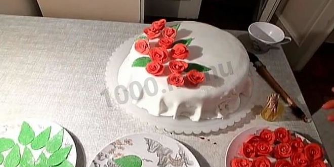 Рецепт торта с розами из мастики